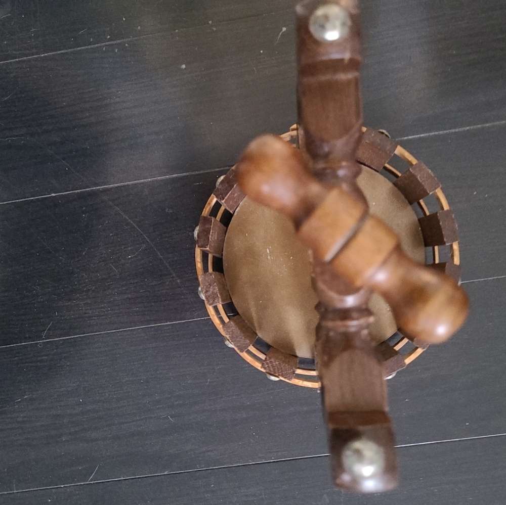 Rustic Brown Nutcracker - Picture 3 of 6